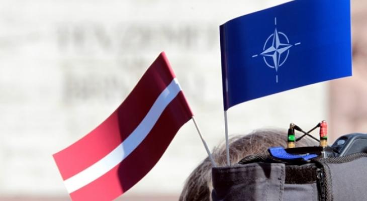 В Латвии солдат НАТО предлагают использовать не только для безопасности